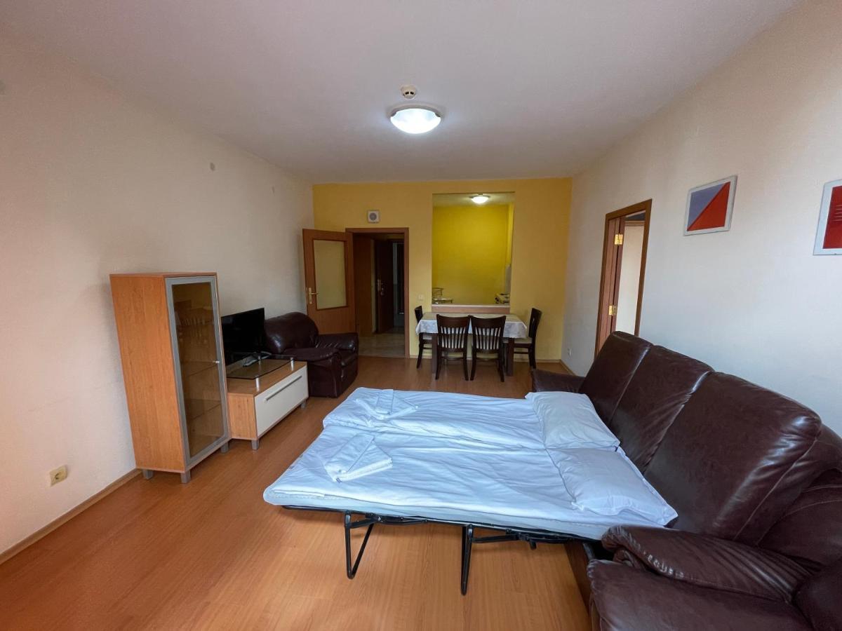 Borovets Holiday Apartments - Different Locations In Боровец Екстер'єр фото